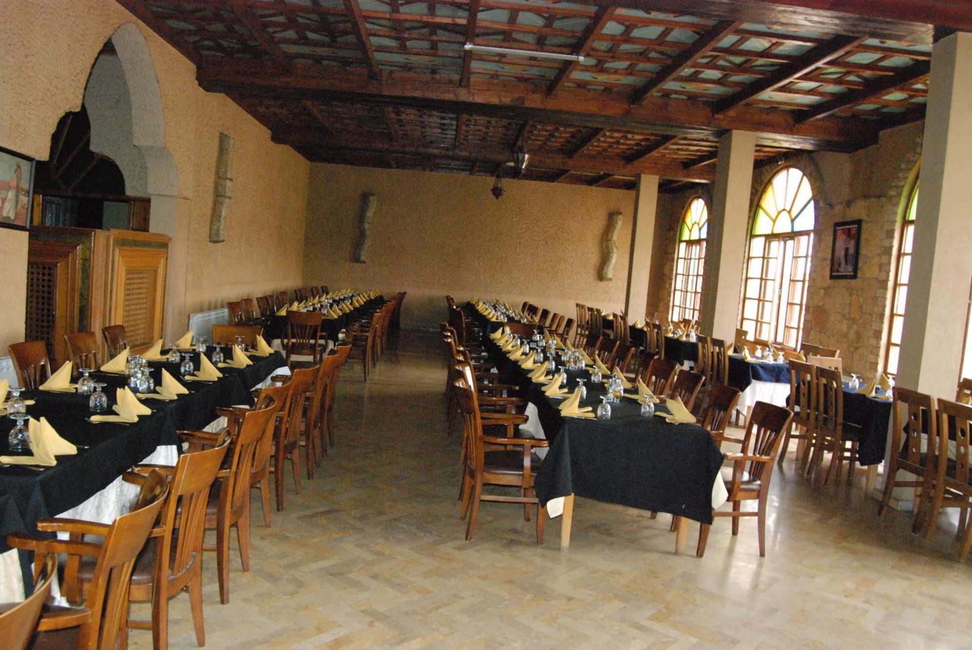 Hotel Taddart Midelt Buitenkant foto